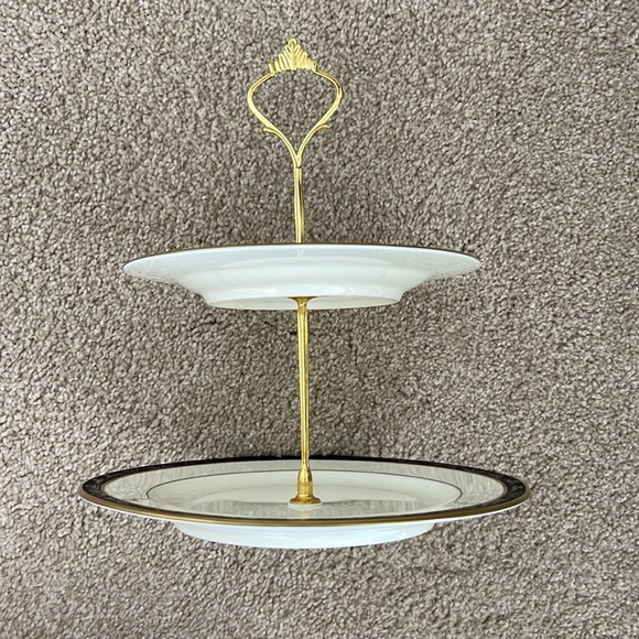 Two Tiered Jewelry Tidbit Cheese Tray Pfaltzgraff Astoria Gold Rimmed Plates - Picture 7 of 8